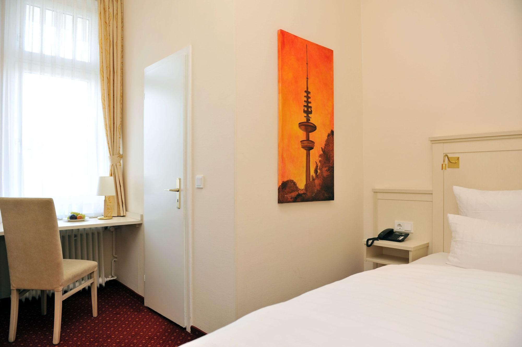 Hotel Fuerst Bismarck Гамбург Экстерьер фото