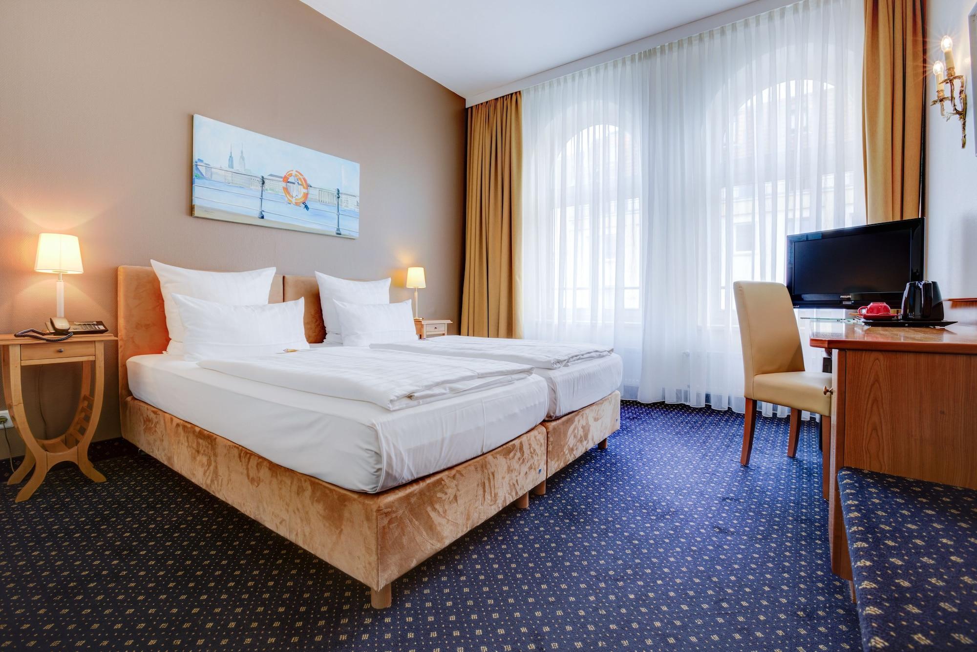 Hotel Fuerst Bismarck Гамбург Экстерьер фото