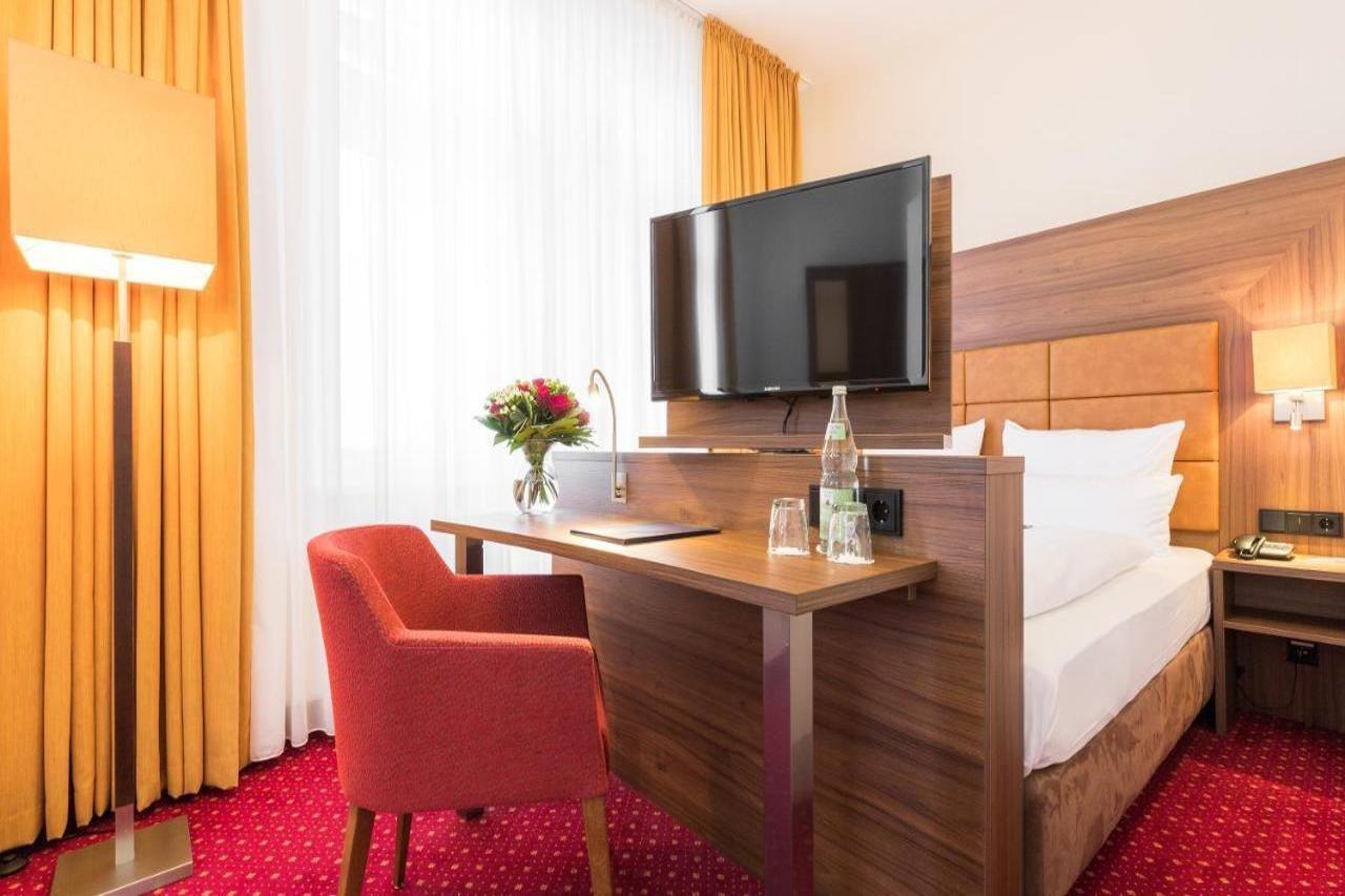Hotel Fuerst Bismarck Гамбург Экстерьер фото