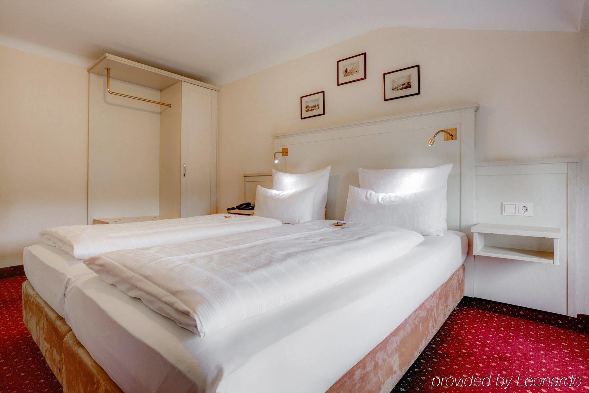 Hotel Fuerst Bismarck Гамбург Экстерьер фото